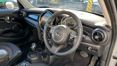 MINI Hatchback 1.5 Cooper Classic 5dr Auto Petrol Hatchback